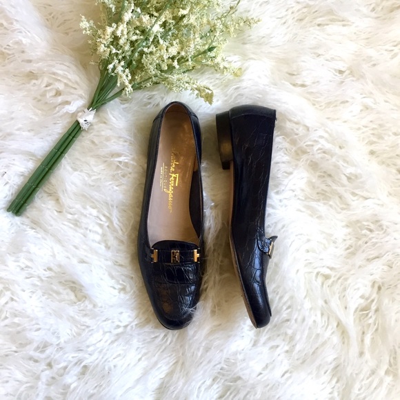 Salvatore Ferragamo Shoes - Salvatore Ferragamo navy alligator loafers